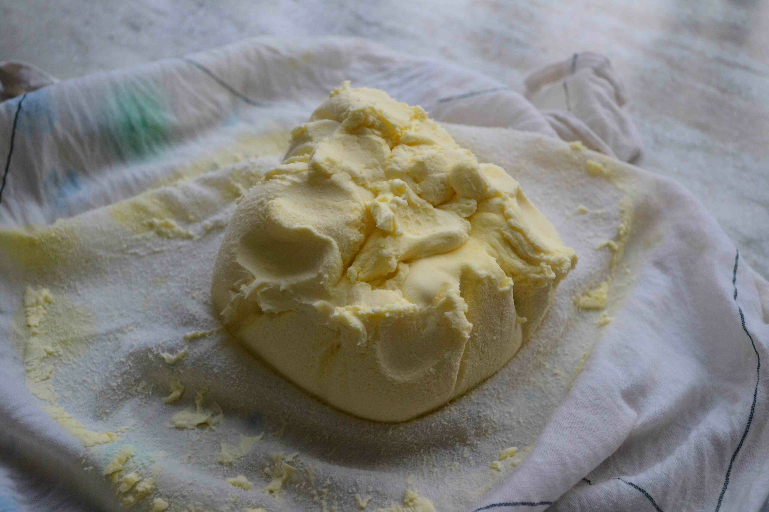 **Homemade Mascarpone: A Delightful and Easy Recipe**