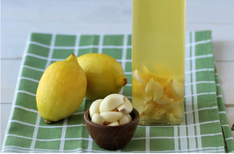 Garlic and Lemon: A Simple Natural Remedy for Cleansing Blood Vessels