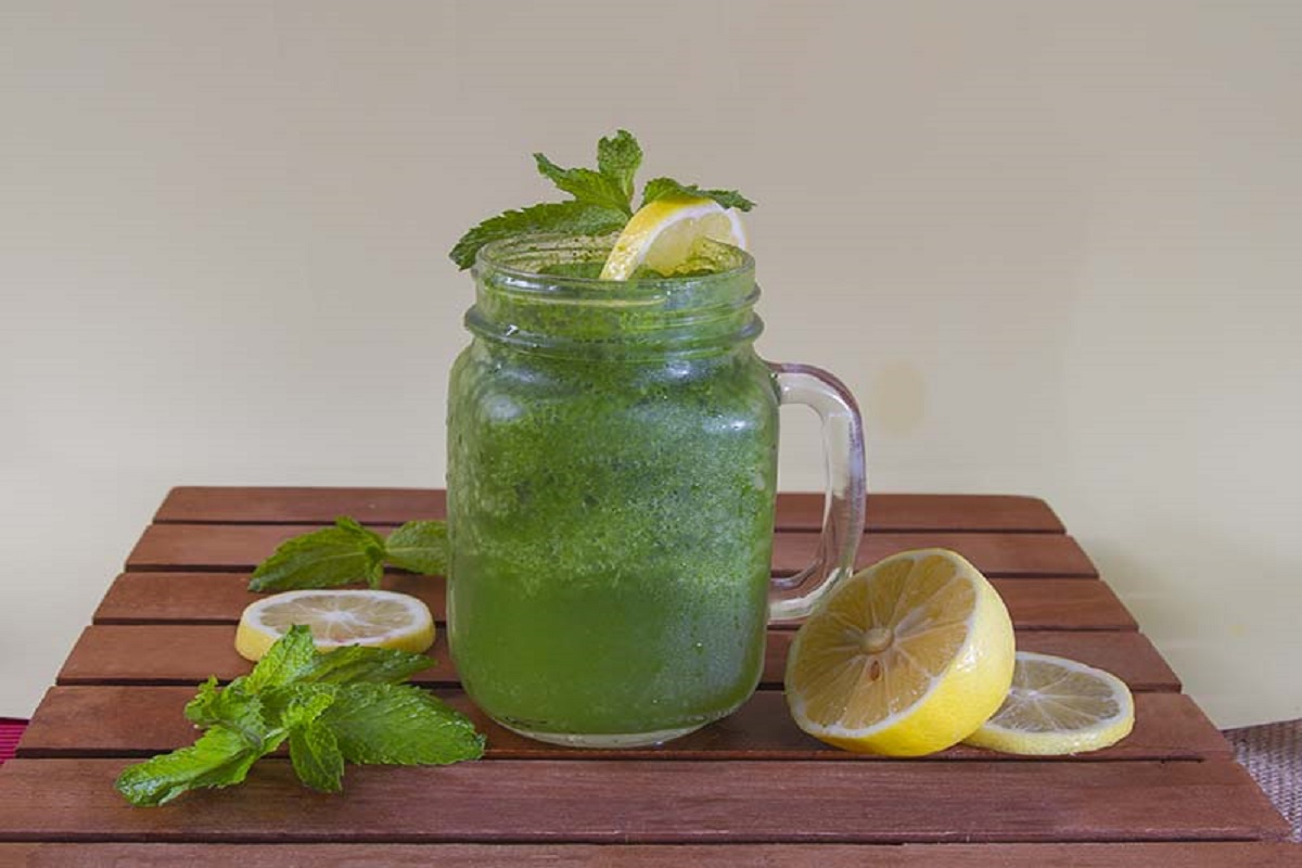 The Simple Secret to a Slimmer Waistline: A Refreshing Weight Loss Juice