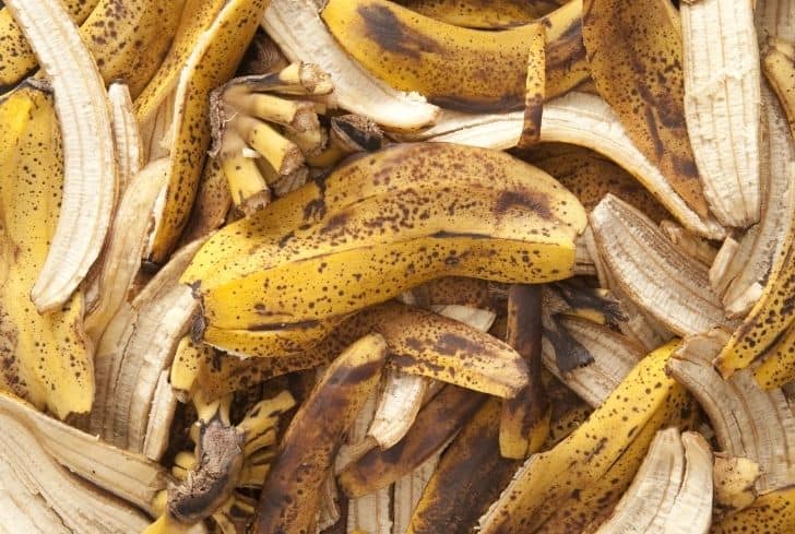 Banana Peel Magic: Say Goodbye to Pimples with a DIY Banana Face Mask