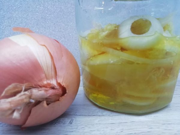 Enhancing Immunity and Relieving Cough with Homemade Onion Syrup