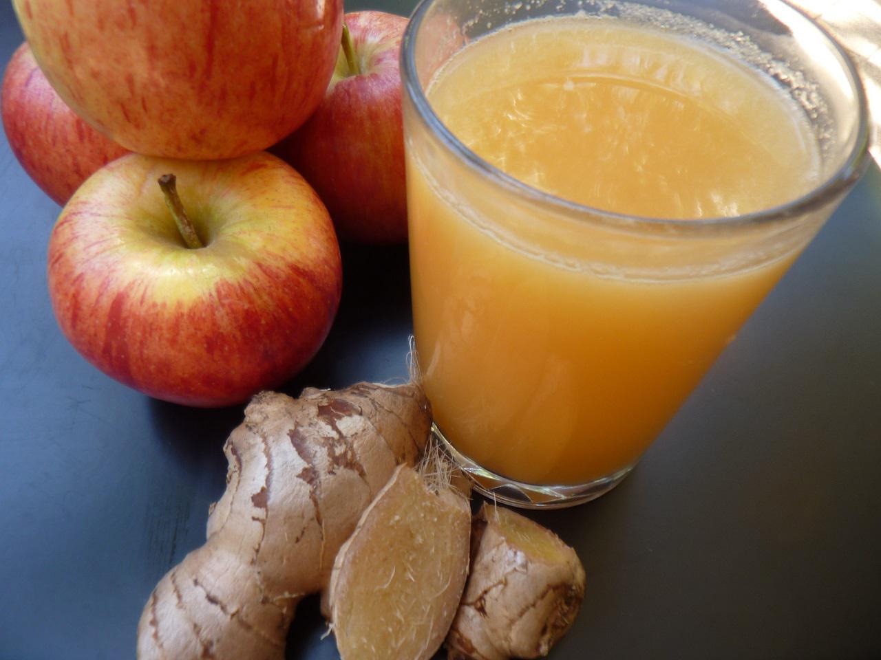 The Ultimate Belly Fat Burner Drink: Apple, Lemon, and Ginger Magic