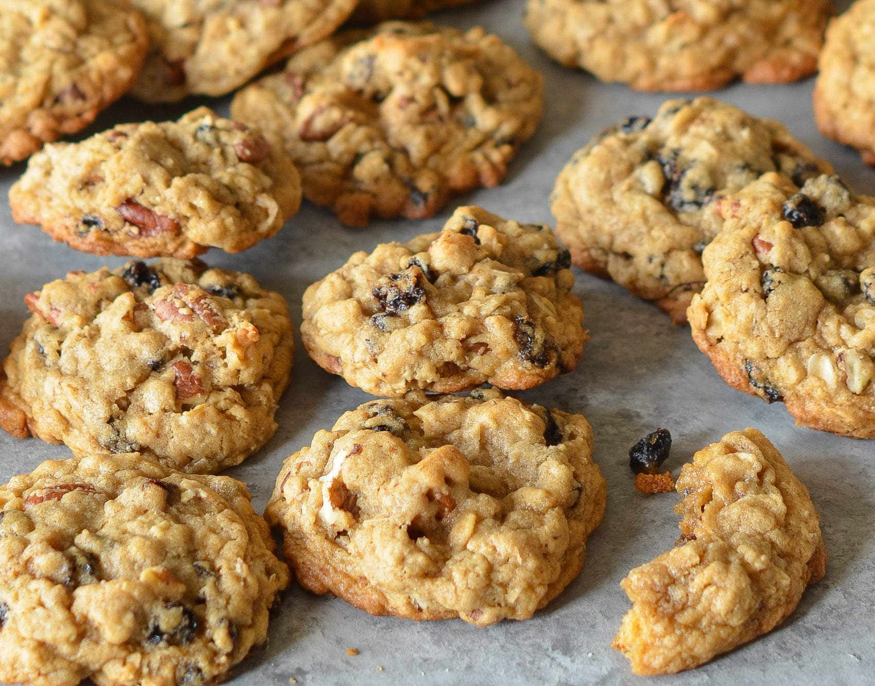 Quick and Healthy Oatmeal Cookies in a Pan: Your New Breakfast Favorite!