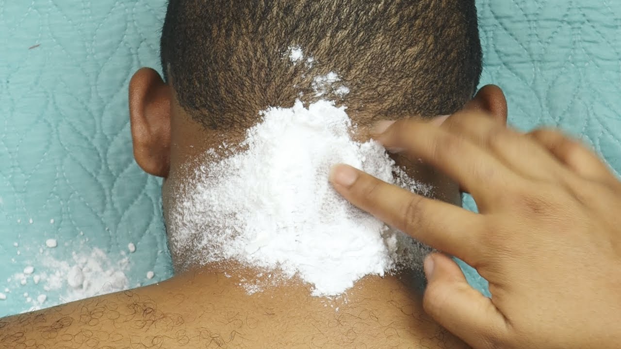 The Baking Soda Neck Trick: A Refreshing Hack for Radiant Skin