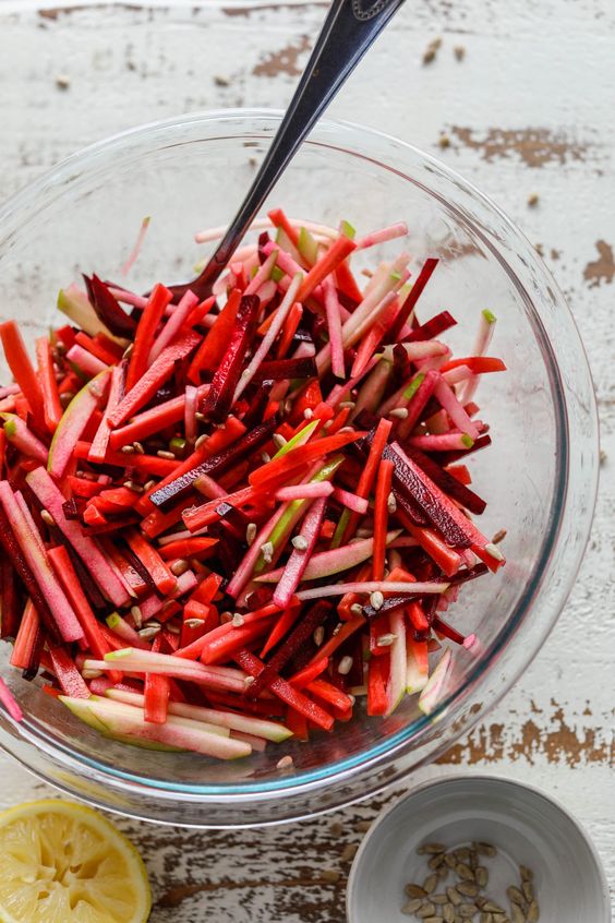 A Fresh Twist on Classics: Beetroot Salad with Apple and Onion