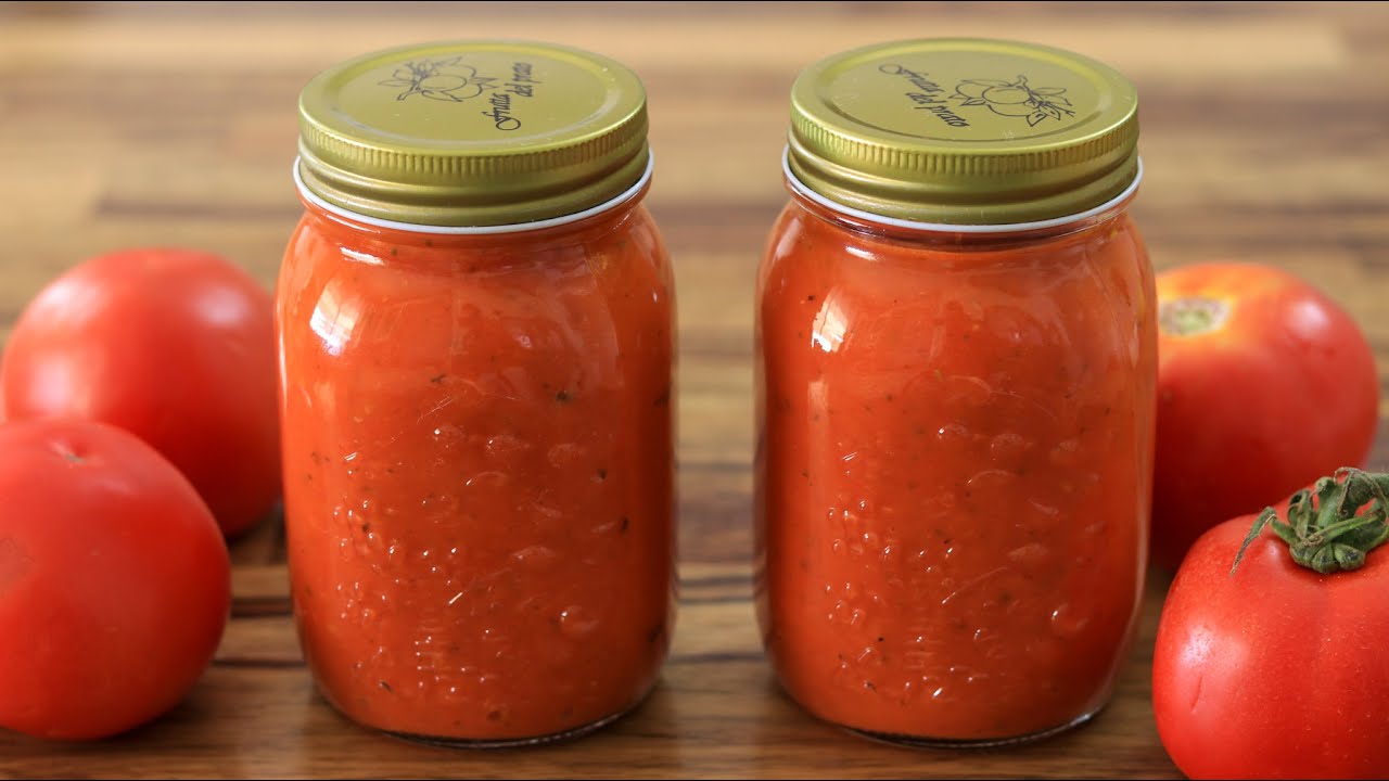 Crafting the Perfect Homemade Tomato Sauce