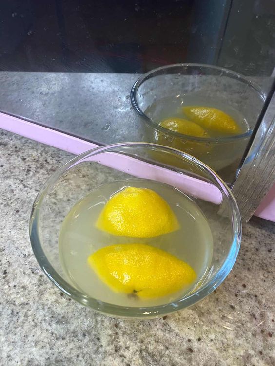 Discover the Best Oven Cleaning Trick with Lemon: A Natural Solution