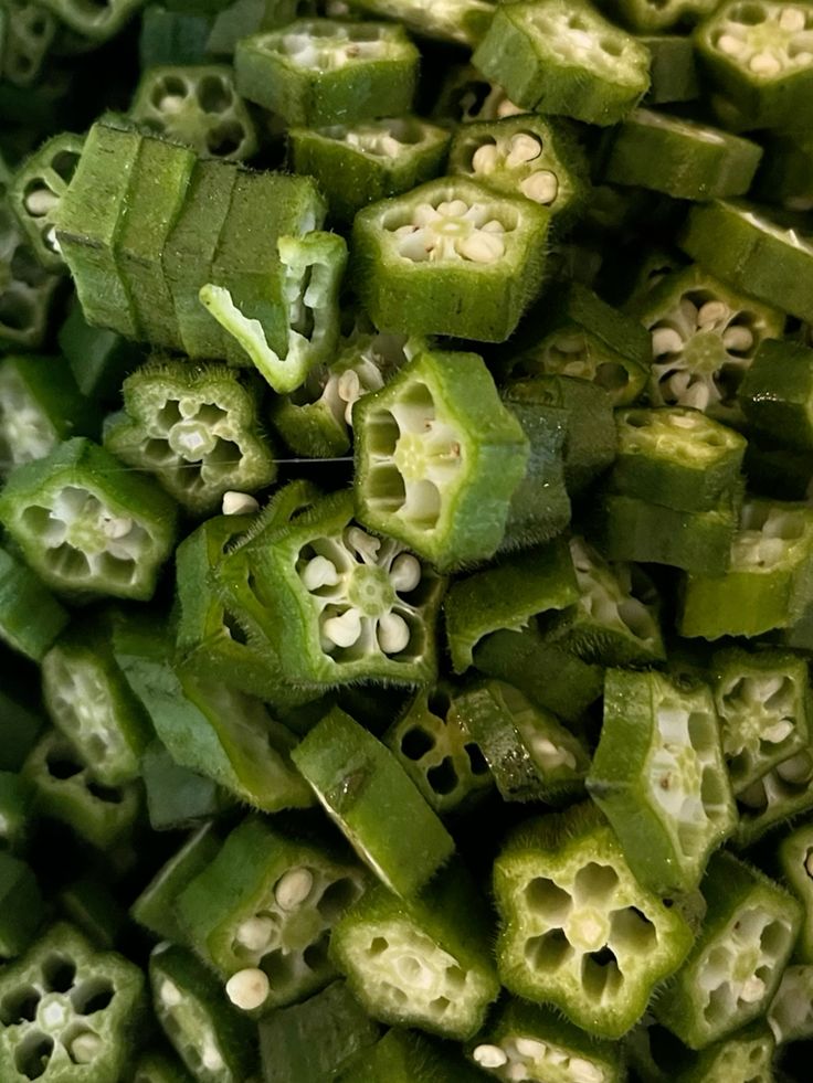 The Marvels of Drinking Okra Water: Unlocking 5 Amazing Benefits!