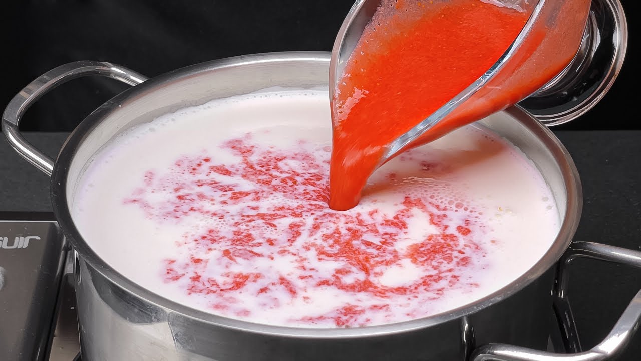 Add Strawberries to Boiling Milk! A Delicious Treat with Only 3 Ingredients