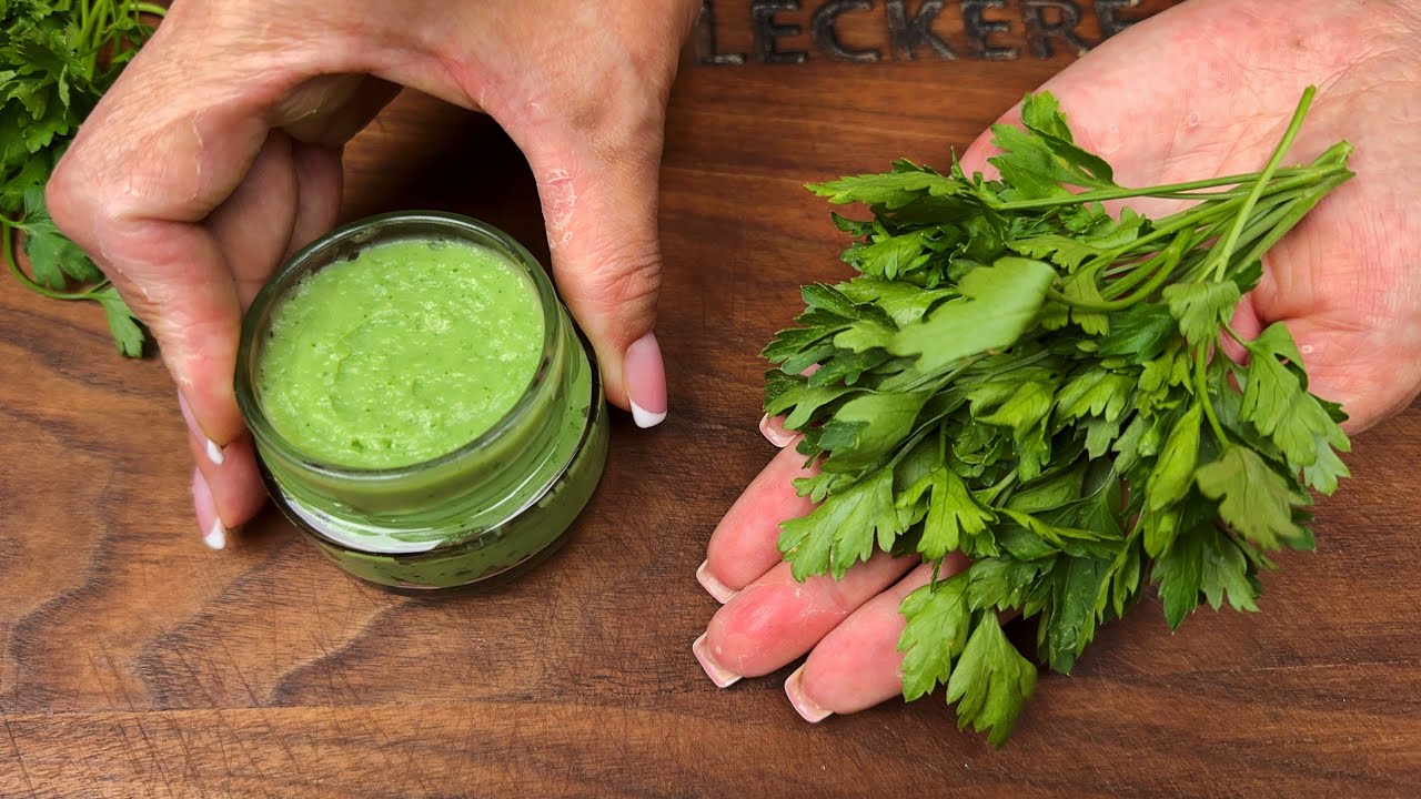 Rediscover Youthful Radiance with Parsley Cream: The Ultimate Collagen Mask