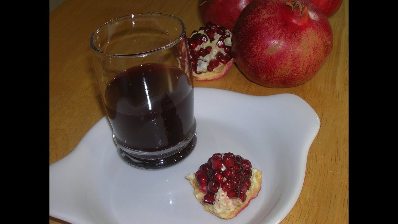 How to Make Pomegranate Juice