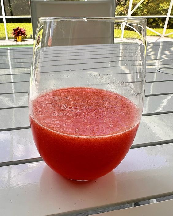 How to Make The BEST Fresh Watermelon Juice: A Step-by-Step Guide