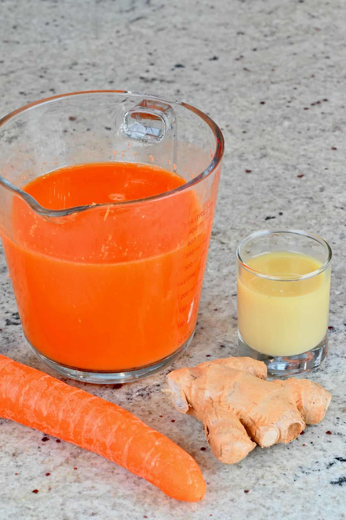 Carrot and Ginger Juice: A Refreshing Drink for Glowing Skin