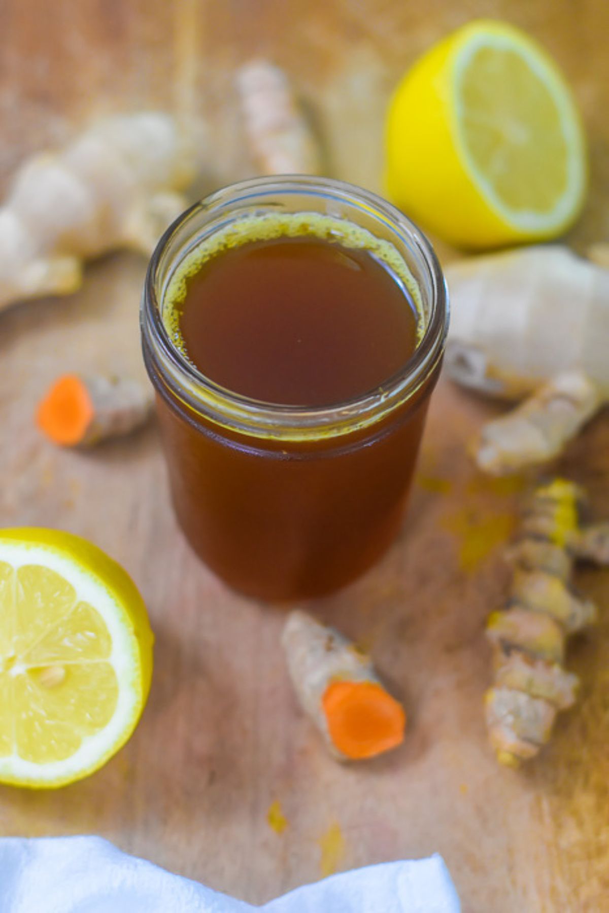 Turmeric and Ginger Syrup: A Natural Remedy for Cough, Chest Congestion, Flu, and Sinusitis