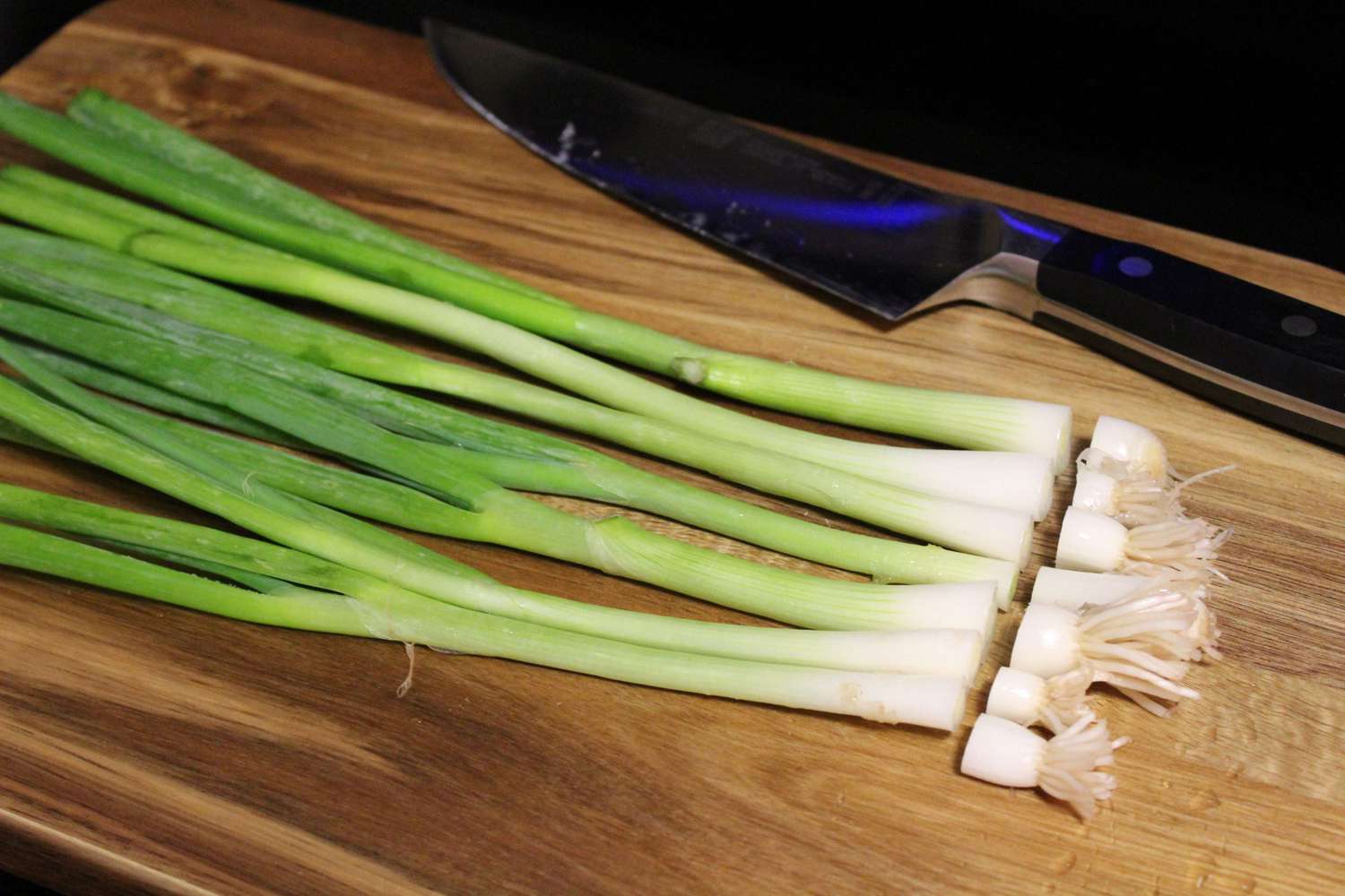 Keeping Scallions Fresh for a Month: Easy Tips for Long-Lasting Greens