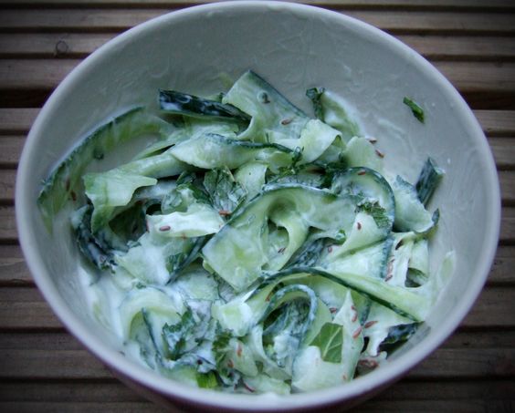 Start Your Day Right with a Refreshing Cucumber Yogurt Salad