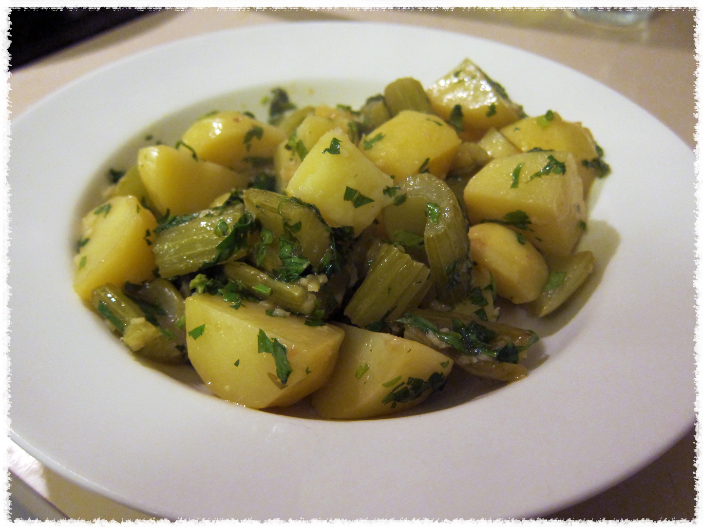 I Never Get Tired of Cooking Potatoes with Celery Like This! Healthy, Easy, and Delicious