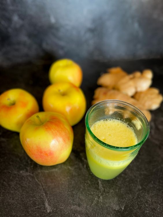 Revitalize Your Energy with a Carrot, Apple, and Ginger Tonic