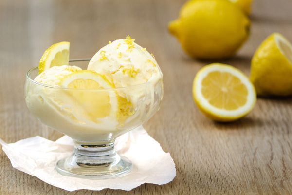 Homemade Lemon Ice Cream: A Refreshing and Healthy Treat!