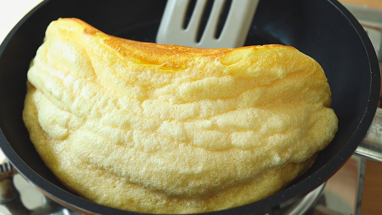 Super Fluffy Soufflé Omelette Recipe