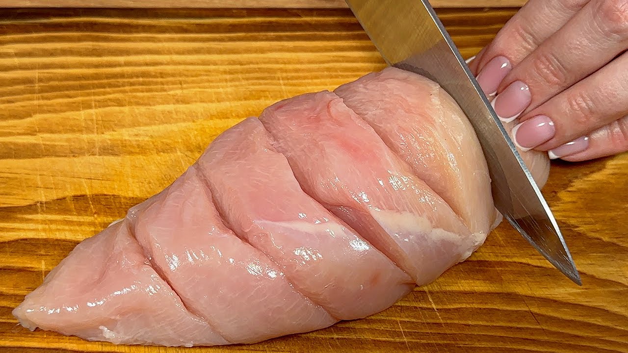 Discover the Secret to a Perfectly Cut Chicken Breast: A Simple and Delicious Recipe!