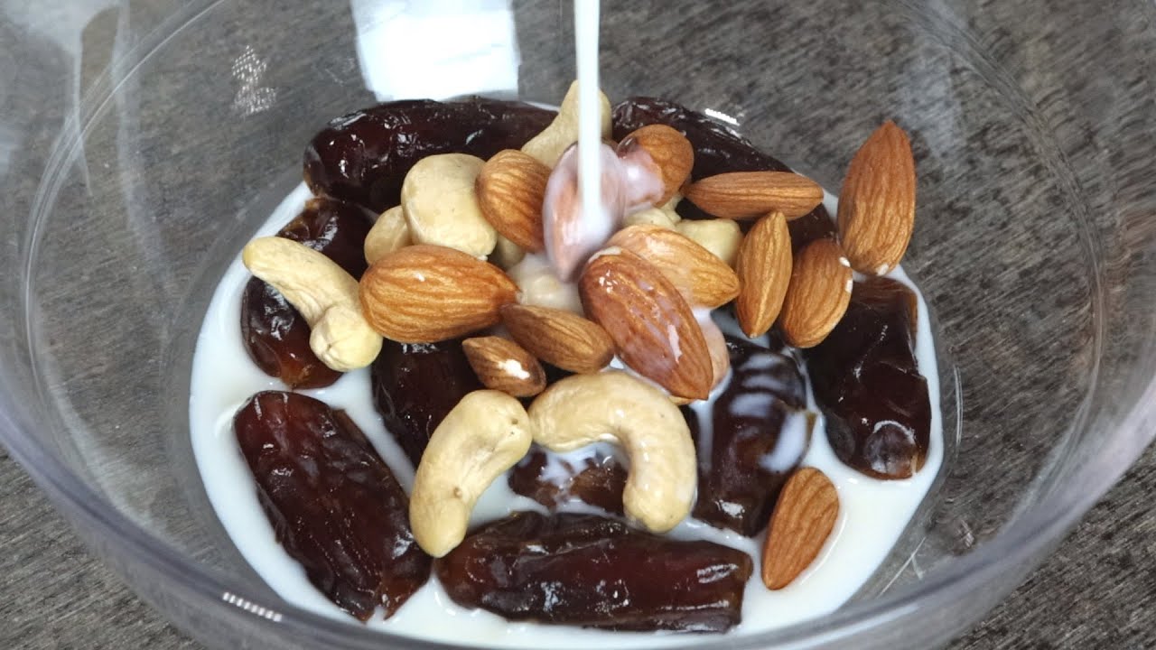 Discover the Delicious Benefits of Milk with Dates and Nuts