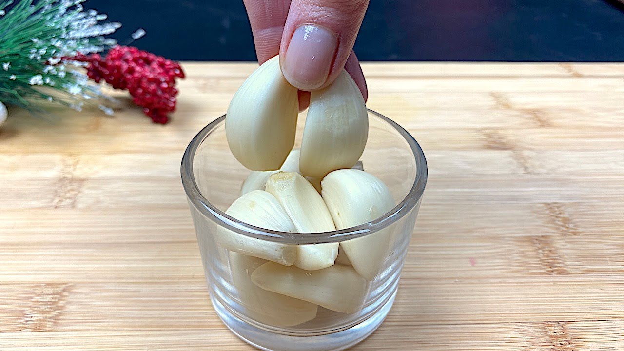 The Best Collagen Boost: Garlic to Eliminate All Wrinkles and Look Younger!