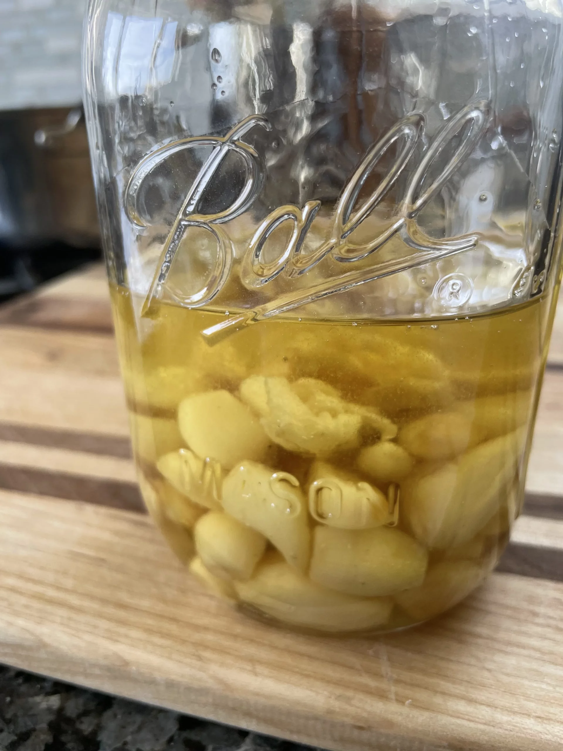 How to Preserve Garlic in Oil: A Step-by-Step Guide