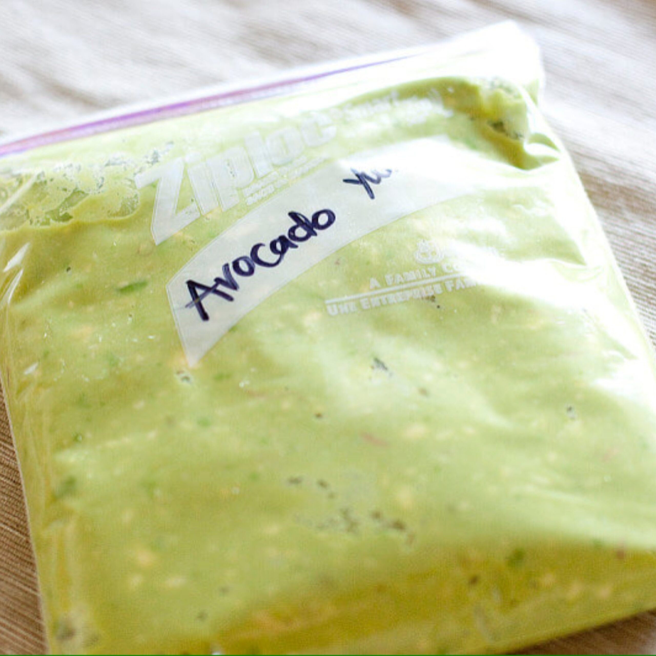 How to Preserve Avocado: Keeping It Fresh and Green