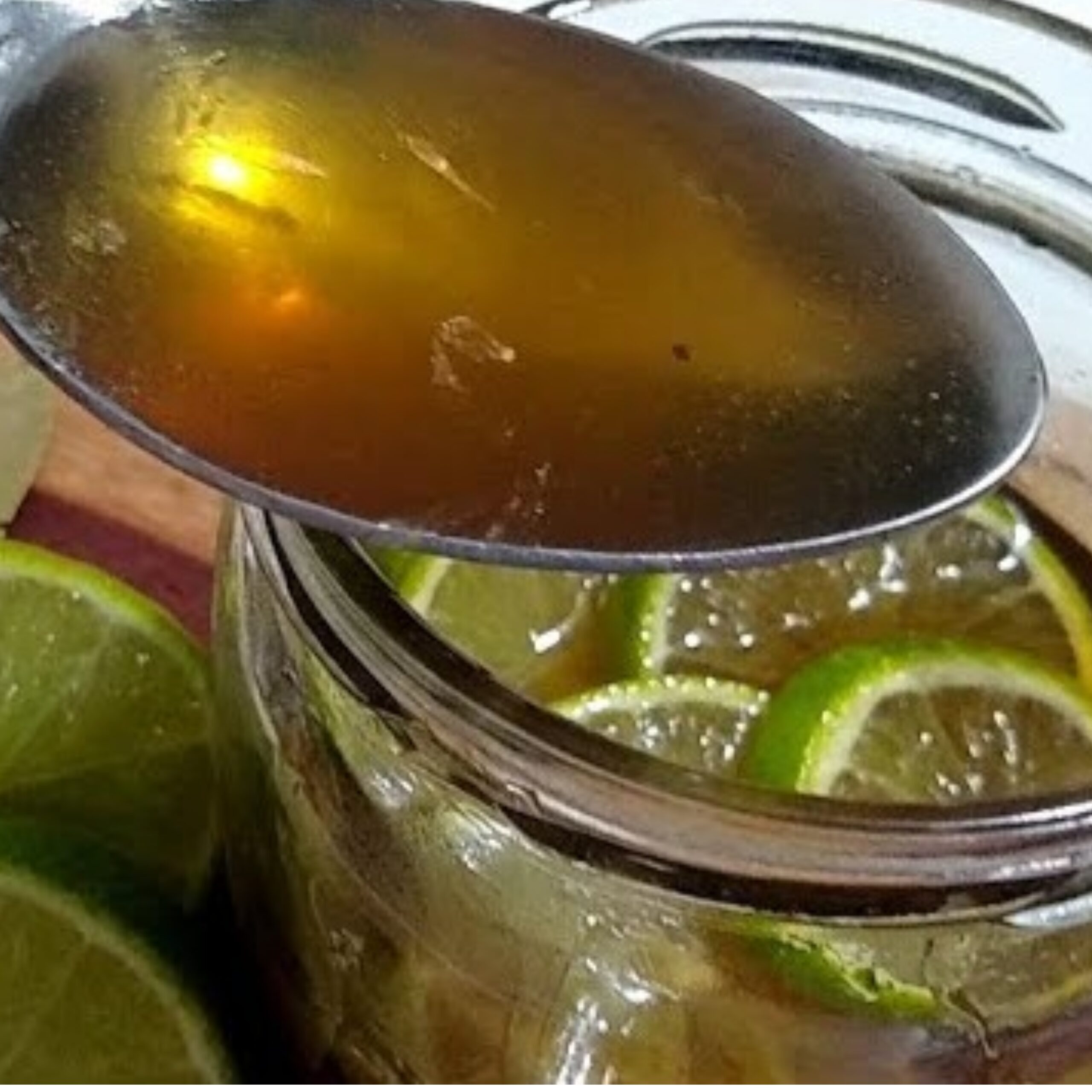 Powerful Homemade Bay Leaf and Lemon Syrup: Clears the Lungs and Eliminates Cough and Flu