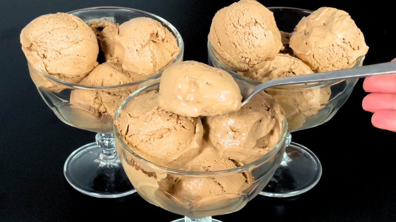 Quick and Delicious Coffee Ice Cream Dessert: A Taste of Italy in Just 5 Minutes!