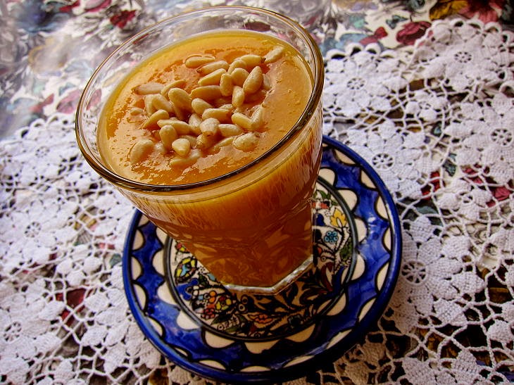 A Heartwarming Sip: Dried Apricot Drink for a Healthy Heart