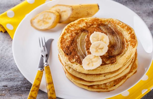 Easy and Healthy Banana Pancakes 🍌🥞