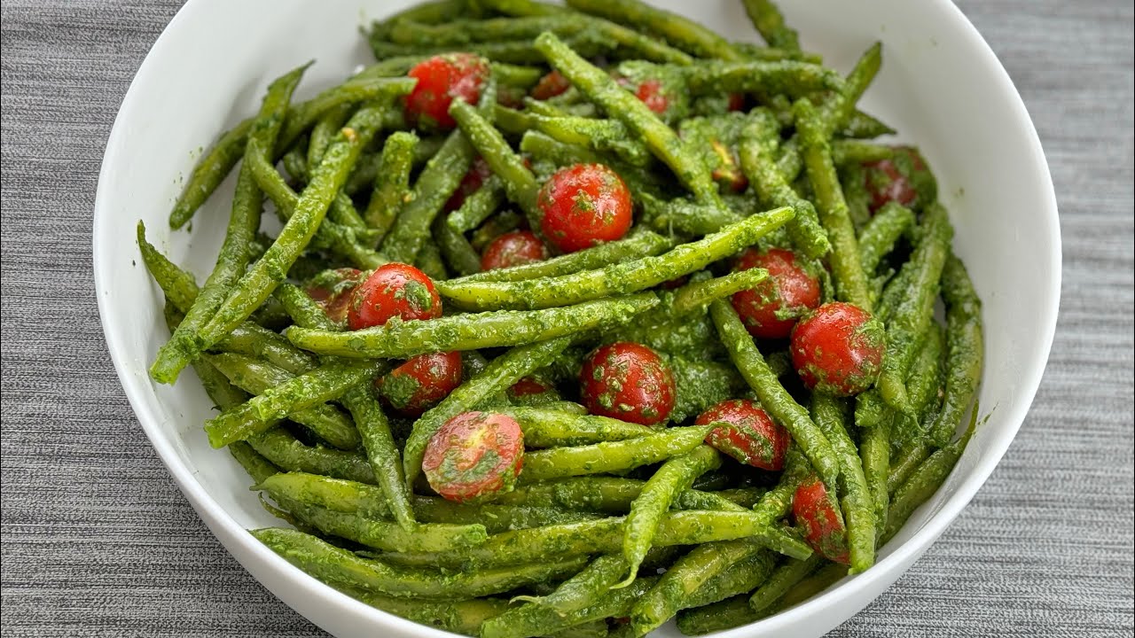 Deliciously Simple: Green Bean and Tomato Salad