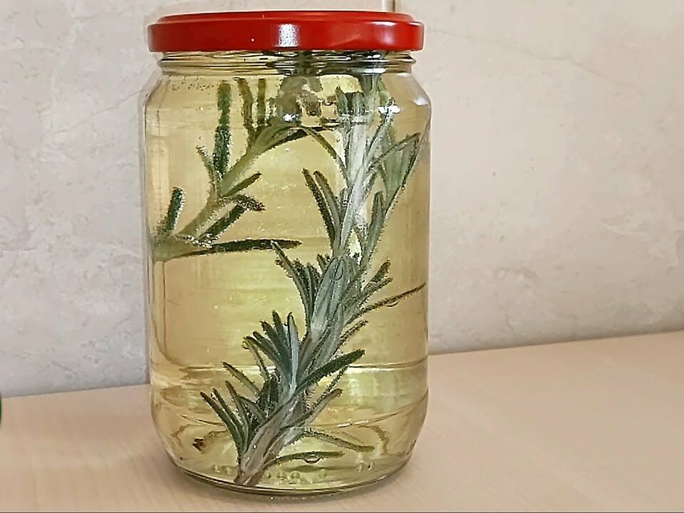 This Liquid Cleans Blood Vessels, and Cholesterol is as if it Never Existed: Rosemary Tea