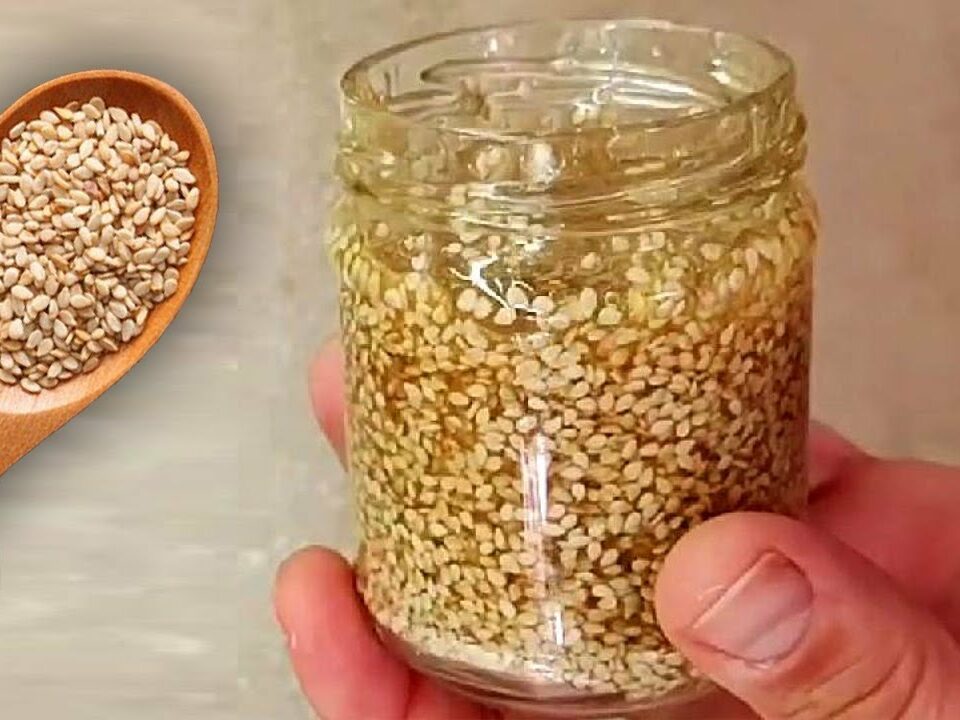 For Stronger Bones: The Power of Sesame Seeds and Honey