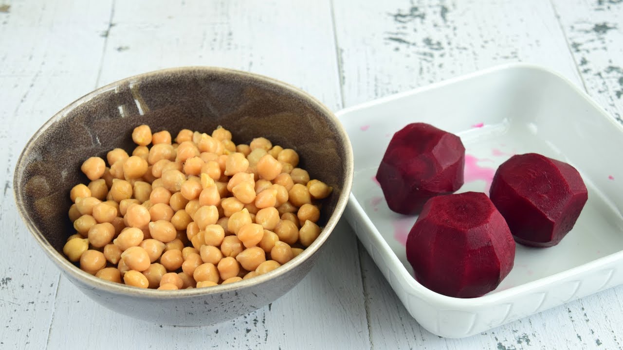 If You Have Beetroot and Chickpeas, Make This Healthy Delicious Meal!