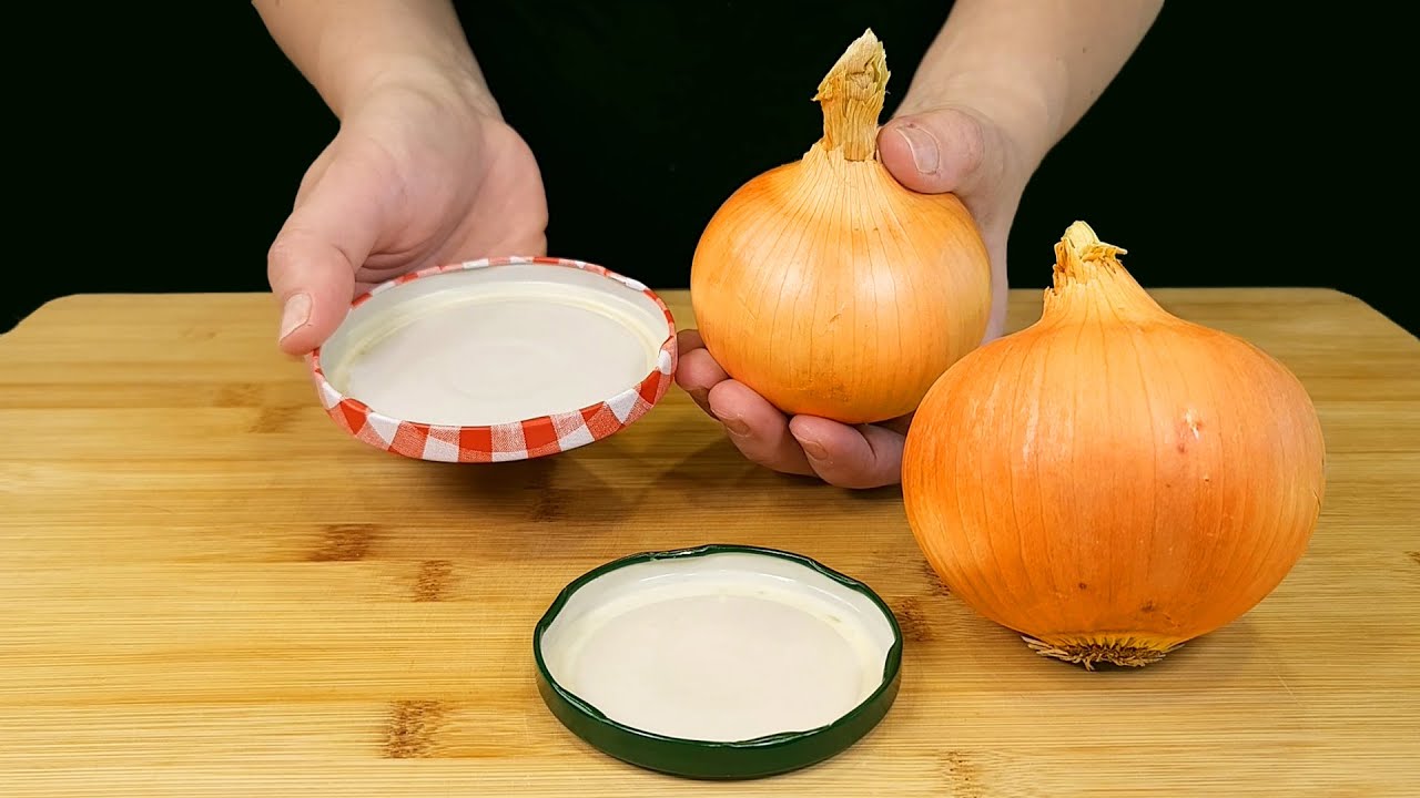 A Simple Delight: Discovering the Magic of Onion and Lid Cooking