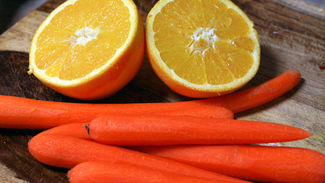 Carrot and Orange Juice: Your Go-To Detox Drink for Radiant Skin