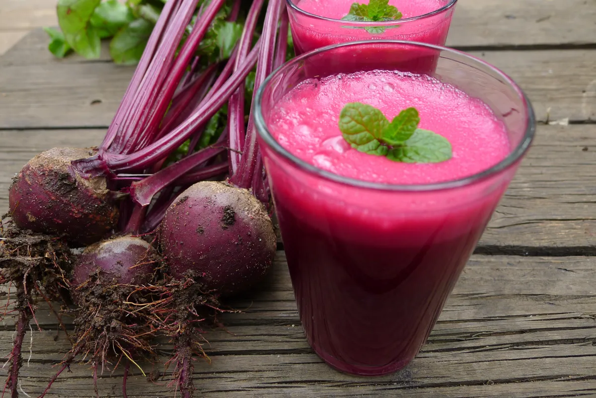 Kickstart Your Morning with Ginger and Beetroot Juice