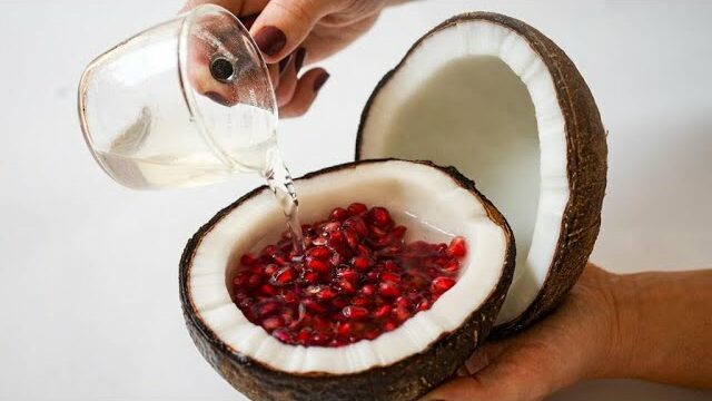 Weight Loss and Colon Cleansing: Super Drink with Coconut and Pomegranate