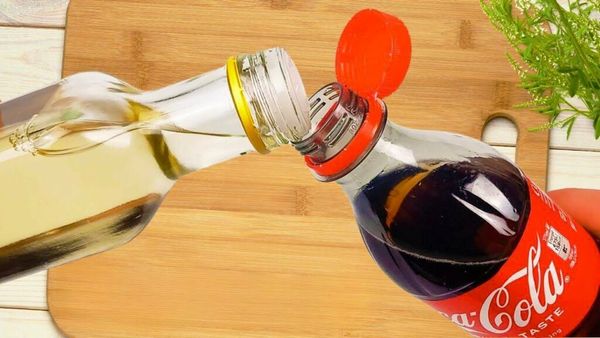 Discover the Magic of White Vinegar and Coca-Cola