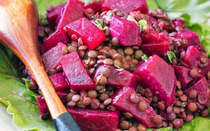 Don’t Throw Away Beetroot Leaves! Add Lentils for a Delicious Meal