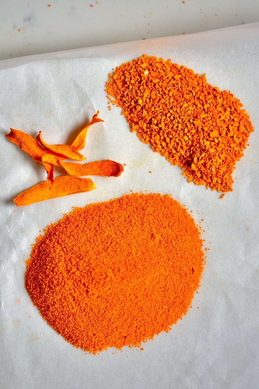 How to Make Turmeric Powder at Home