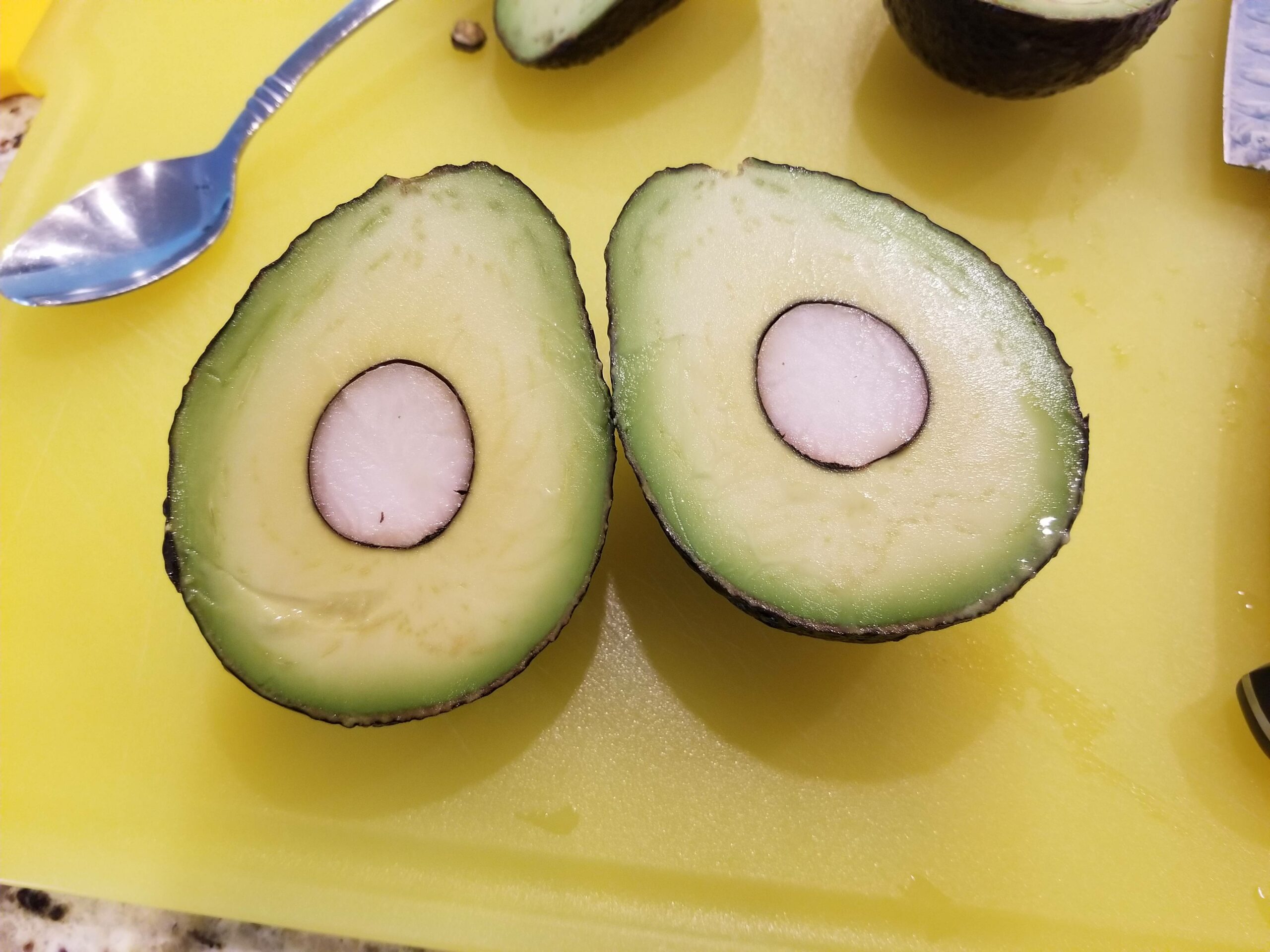 Is it Safe To Eat An Avocado Pit?