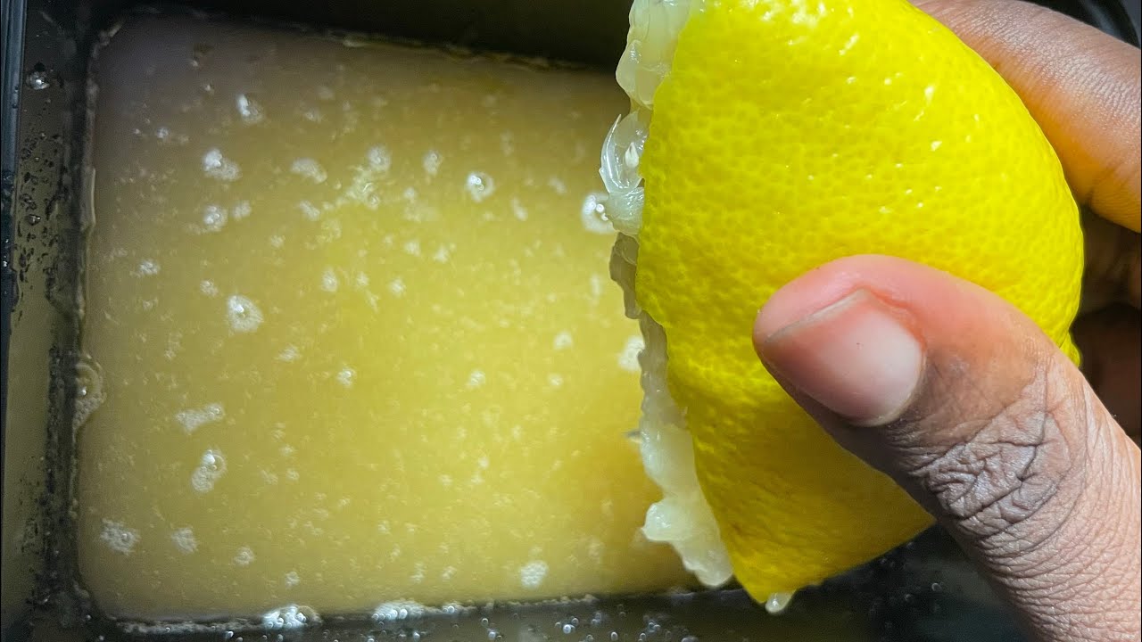 Sugar and Lemon Body Scrub: A Refreshing DIY Exfoliator