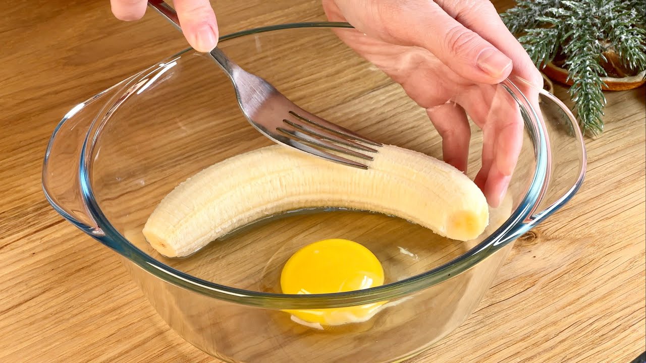 Discover the Easiest Cake Ever: Just Bananas and Eggs!