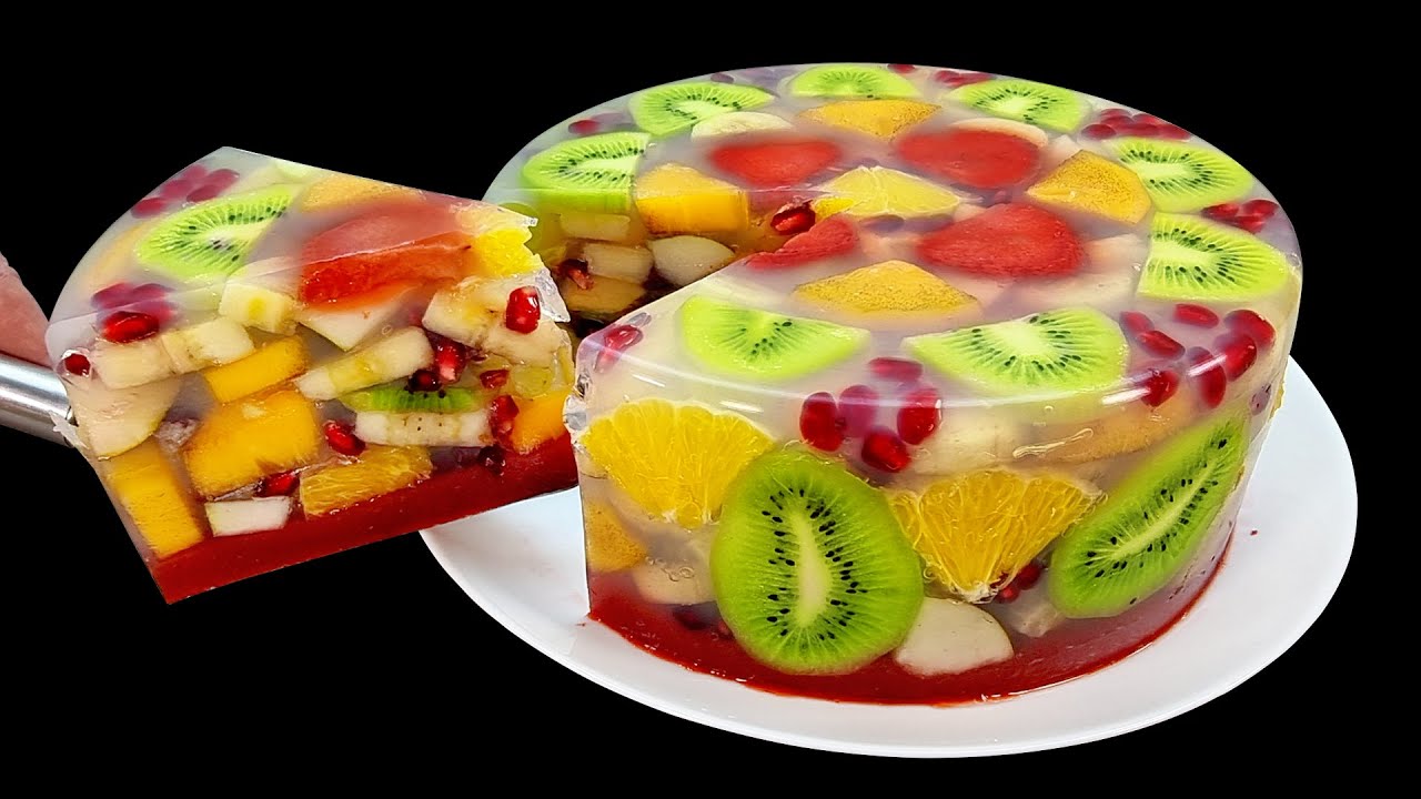 Quick and Healthy Dessert: Fruit and Water Cake in Just 5 Minutes