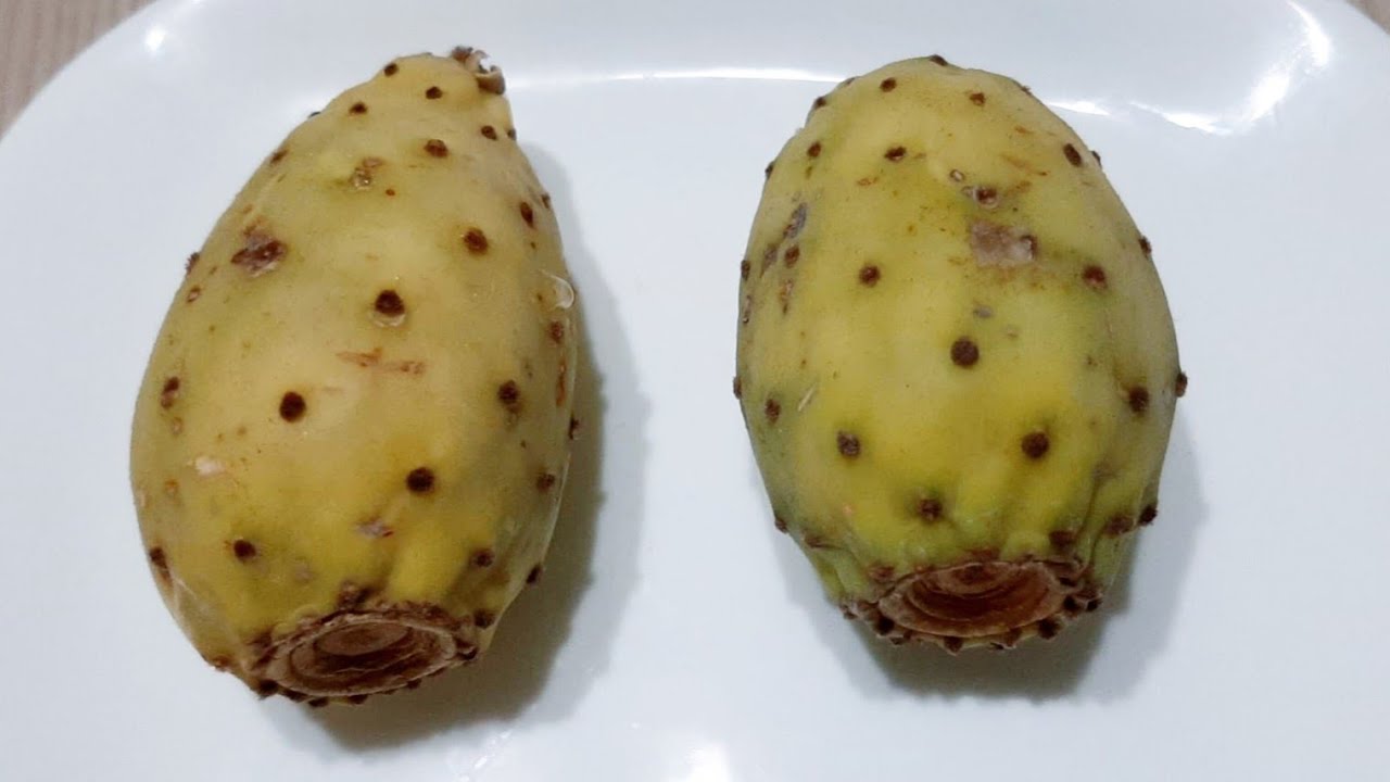 Don’t Touch! How to Peel a Prickly Pear Safely