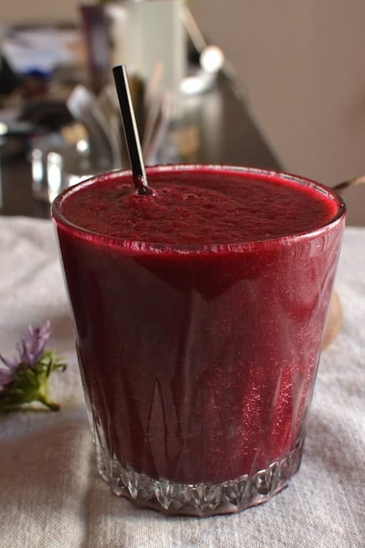 This Is How the Japanese Burn Belly Fat Instantly: The Beetroot, Banana, Apple, Oat, Cinnamon, Water, and Mint Recipe